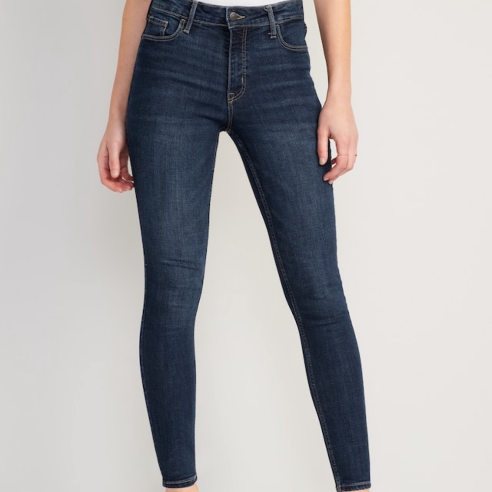 Old Navy Rockstar High Rise Super Skinny Jeans